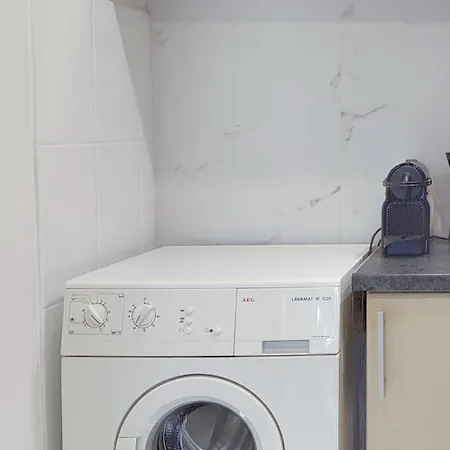 Greenpoint Hoza ワルシャワ